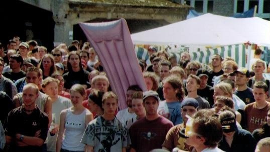 2000-08 crowd